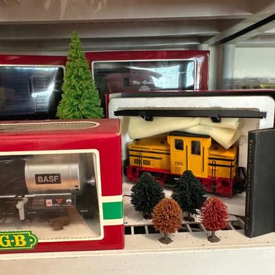 Sale Photo Thumbnail #426