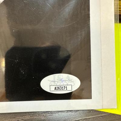 Sale Photo Thumbnail #102