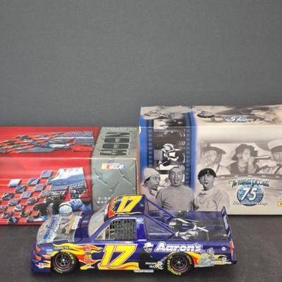 1:24 Die Cast Metal Action Racing Race Truck 3 Stooges 75th Anniversary #17 Darrell Waltrip - In Original Box