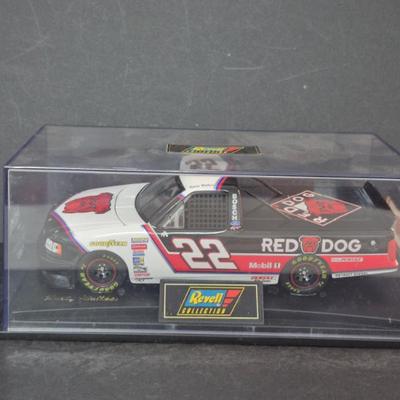 1:24 Die Cast Metal 1998 Revell Collection Truck Series #22 Rusty Wallace Red Dog Racing - In Display Case