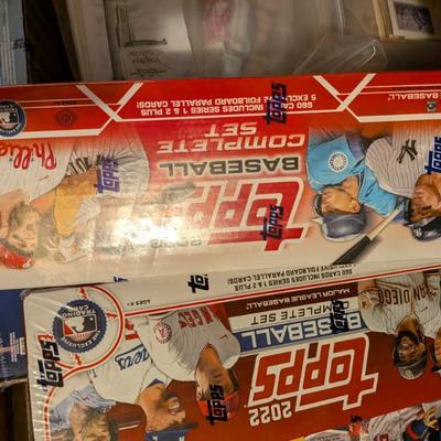 This is a fantastic opportunity for any baseball fan or card collector to get a complete, factory-sealed set of Topps baseball cards....