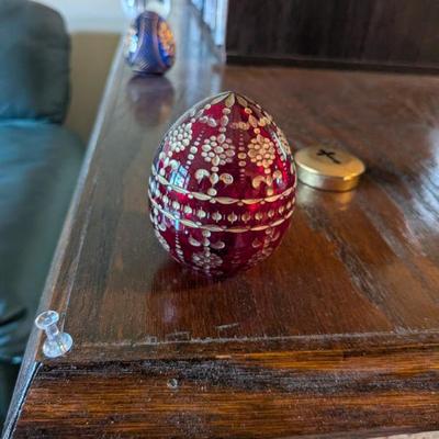 A beautiful and comprehensive collection of seven decorative glass eggs in the classic Fabergé style. Handcrafted in Russia, these eggs...