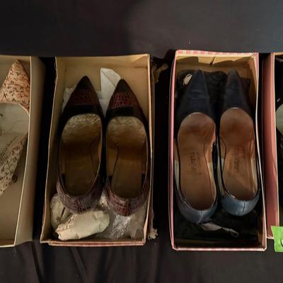 Lot 420: Lot of 4 Vintage Hofheimer’s Women’s High Heel Shoes – Size 7 