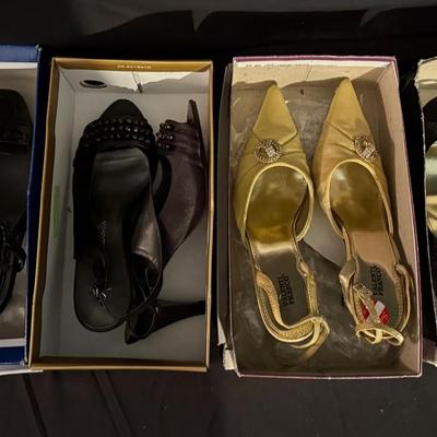 Lot 424: Lot of 4 Women’s Size 7.5 High Heels – Bandolino, Gloria Vanderbilt, Valenti Franco, The To
