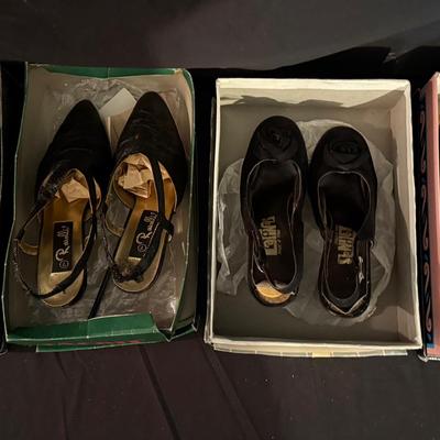 Lot 431: Lot of 4 Vintage Black High Heel Shoes – Size 7 – Assorted Brands
