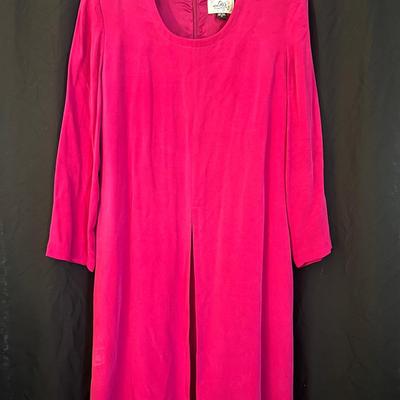 Lot 323: Four Womens Vintage Hot Pink Womens Clothing Sets 
