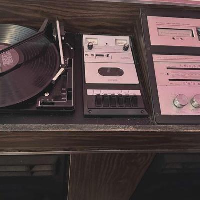 Lot 100:  Morse Electrophonic Total Music System