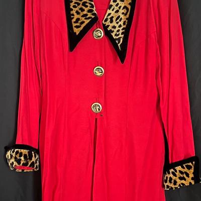 Lot 314: Five Womens Vintage Red And Black Womens Clothing Sets 
