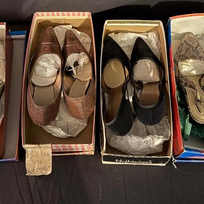 Lot 412: Lot of 4 Vintage Women’s High Heel Shoes – Size 7.5, Assorted Styles & Brands