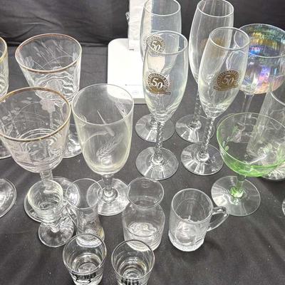 Lot 130: Barware