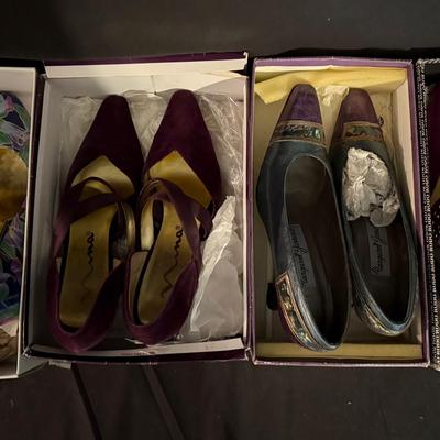 Lot 418: Lot of 4 Pairs Women’s High Heel Shoes – Size 7.5 – Vintage & Designer Styles