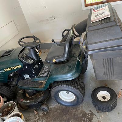 Craftsman Ride On Tractor Lawn Mower As-Is