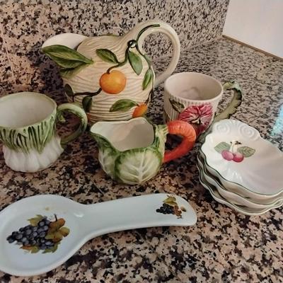 Lot Of Kitchen Ceramics With Fruit And Vegetable Designs 