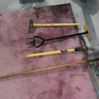 Lot Of 4 Gardening Tools
