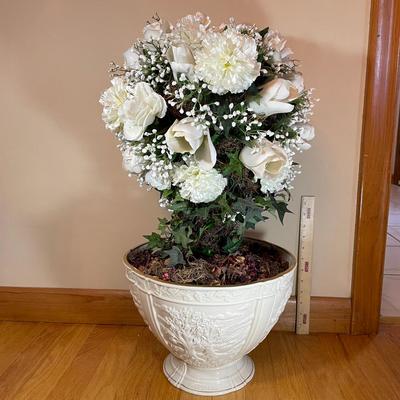 Large Lenox 4 Seasons Bowl With Floral Arrangement 