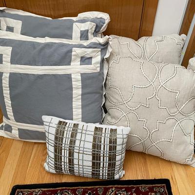Lot Of Throw Pillows