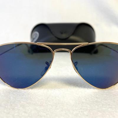 Ray Ban Aviator Sunglasses With Blue Lens RB3044