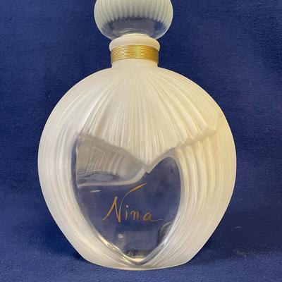 Nina Ricci Designer Perfume Bottle Factice 