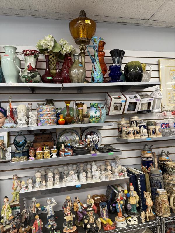 Sale Photo Thumbnail #26