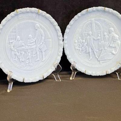 1973-1976 Fenton Official USA Bicentennial Commemorative Plate Set (4)