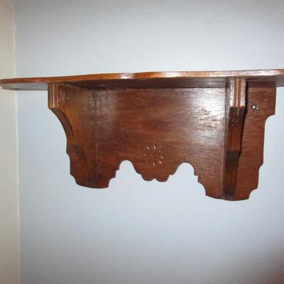 Oak shelf - 9"Hx 21"Wx7"D