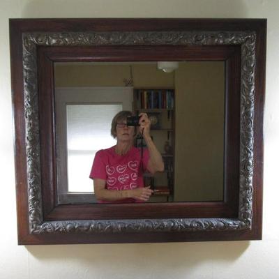 Oak framed rectangular mirror - Dimensions 23 1/2"Hx27"W 