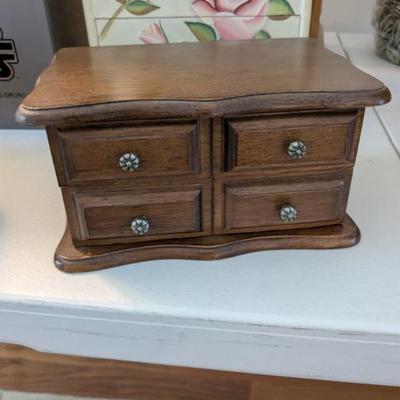 Sale Photo Thumbnail #171