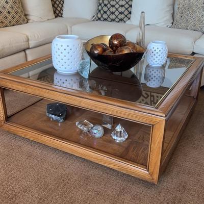 Lane Furniture Co. Coffee Table + Decor Items