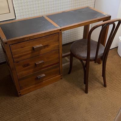 Desk With Chair