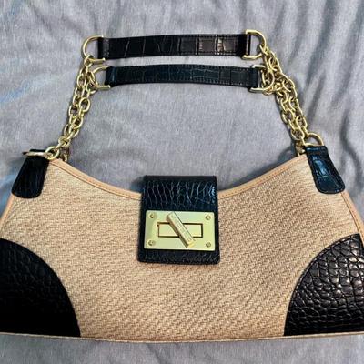 Sale Photo Thumbnail #84