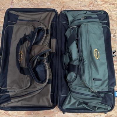 Cabella Rolling Luggage