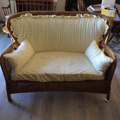 Wicker Love Seat 