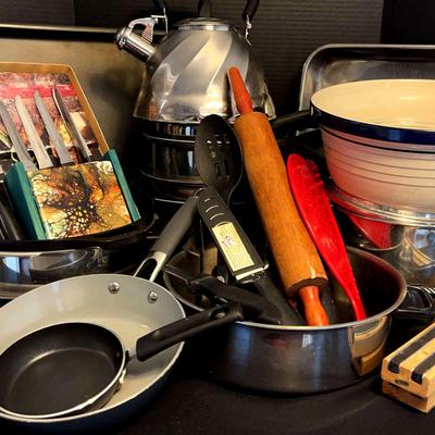 Pots, Pans & Kitchen Essentials Collection
