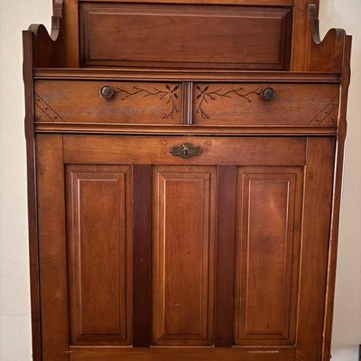 Solid Wooden Wall Cabinet with Key