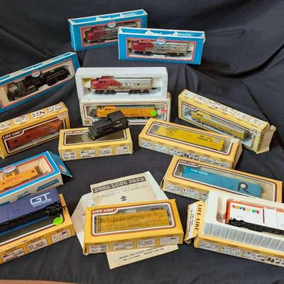 Life-Like & Model Power HO Scale Train Collection with Engines & Cars in Boxes