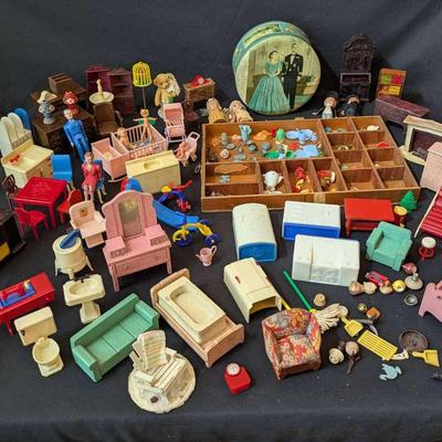 Vintage Dollhouse Furniture & Miniature Accessories Collection