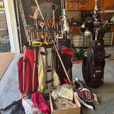 Golf Bag Collection with Clubs, Accessories & Umbrellas