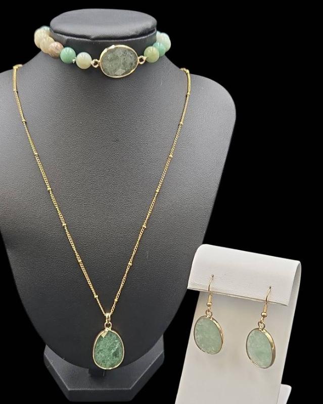 Sale Photo Thumbnail #9