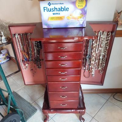 Sale Photo Thumbnail #164