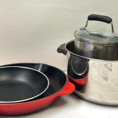 “Le Creuset” “Farberware” & Cookware