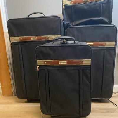 Luca’s 3 Piece Luggage Set & Matching Travel Bag