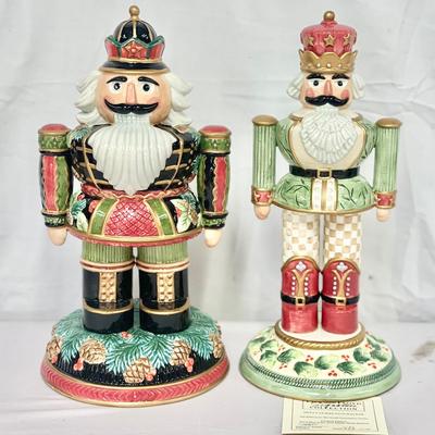 Fitz And Floyd Nutcracker Collection “Pine Cone” And “Holly Leaves” 