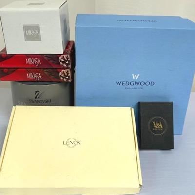 Holiday Shopping Early / NIB Gifts / Lenox, Swarovski, Wedgwood & More
