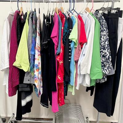 Women’s Clothing Rack