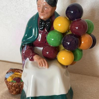 Royal Doulton "The Old Balloon Seller"