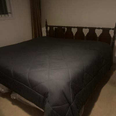 Sale Photo Thumbnail #22: King bed