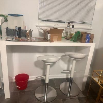 Sale Photo Thumbnail #7: Table top and stools
