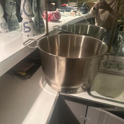 Sale Photo Thumbnail #20: Ice bucket