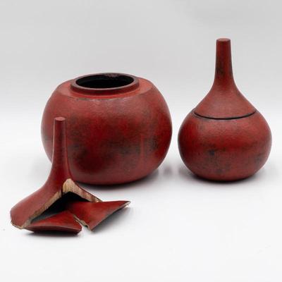 Mango Wood Teardrop Lidded Boxes