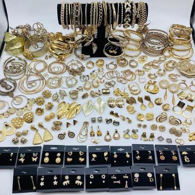 Sale Photo Thumbnail #101: 200+ Pairs of Earrings and Bracelets: Some Signed, Vintage